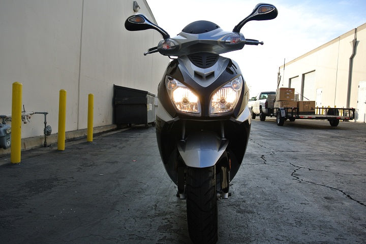 Roketa MCR-75-150 150cc Gas Scooter
